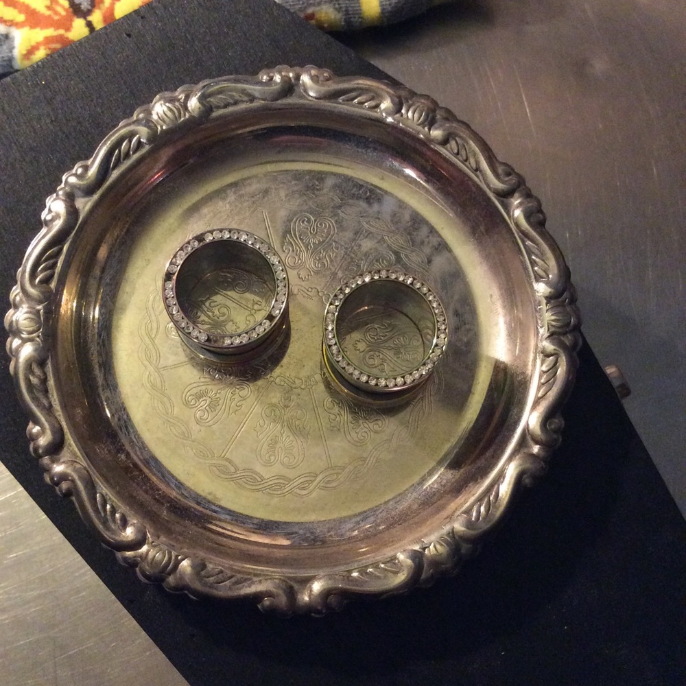 Lot of 3/4in & 7/8in Plugs - Picture 6 of 8